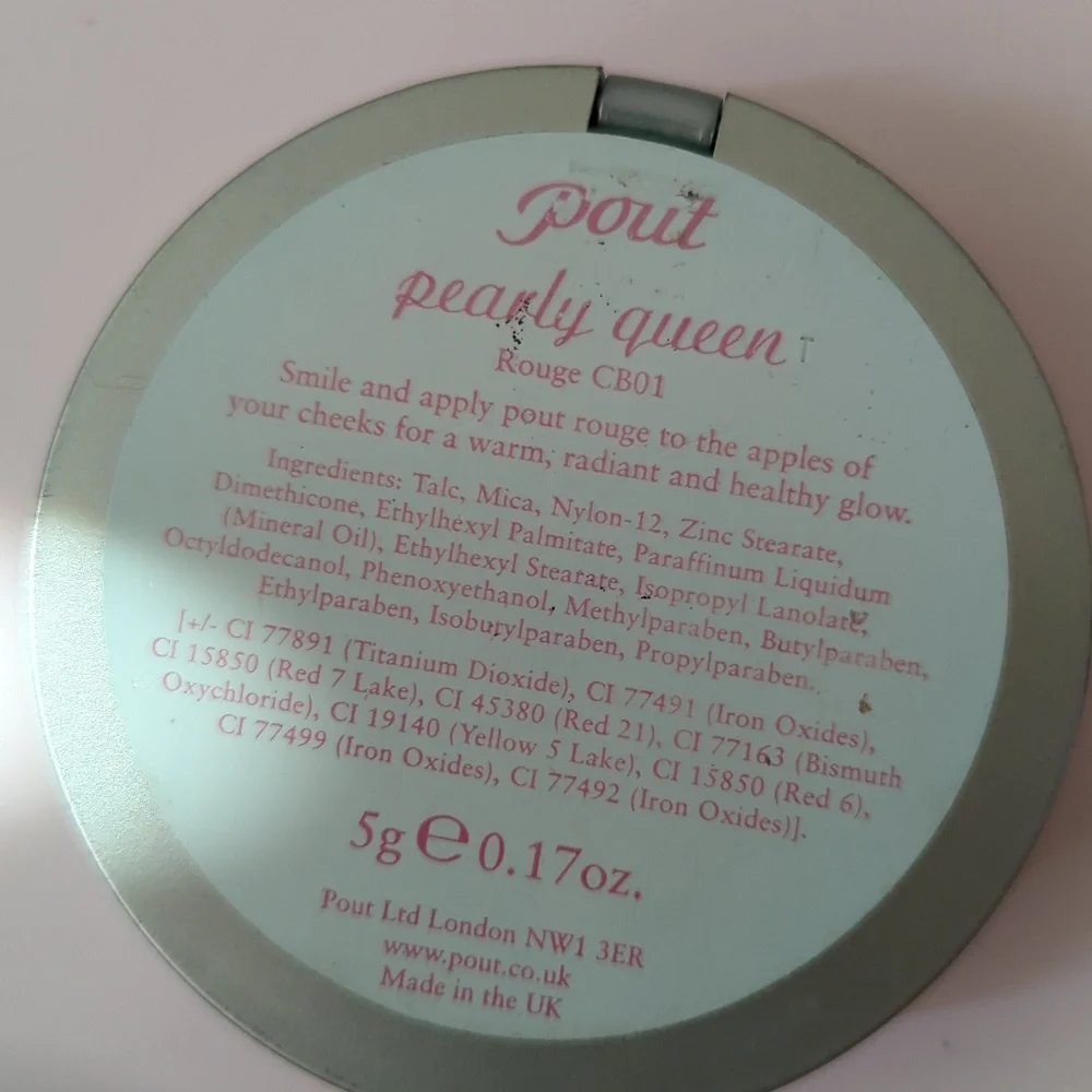 🆕 Pout Pearly Pink Pink Blush Compact